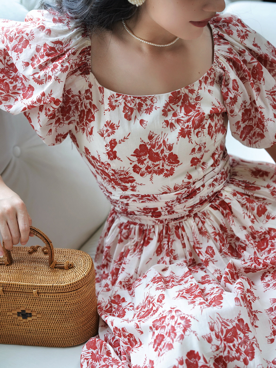 Isabella's Chic Floral Summer Dress