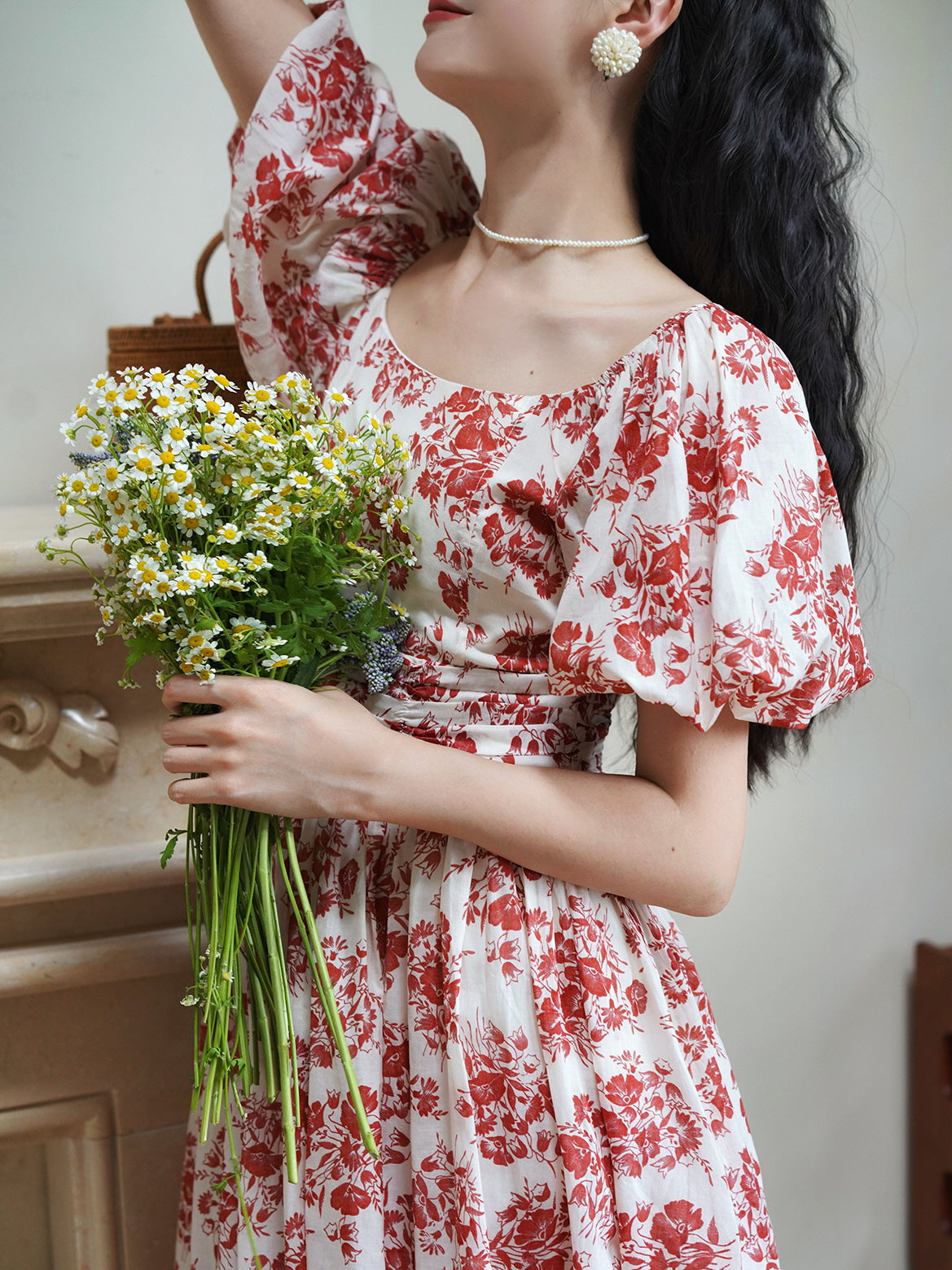 Isabella's Chic Floral Summer Dress