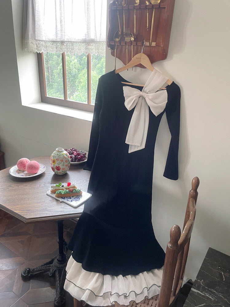 Elegant Bow-Accent Mermaid Knit Dress