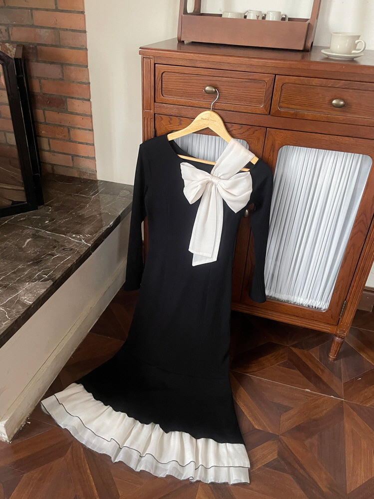 Elegant Bow-Accent Mermaid Knit Dress
