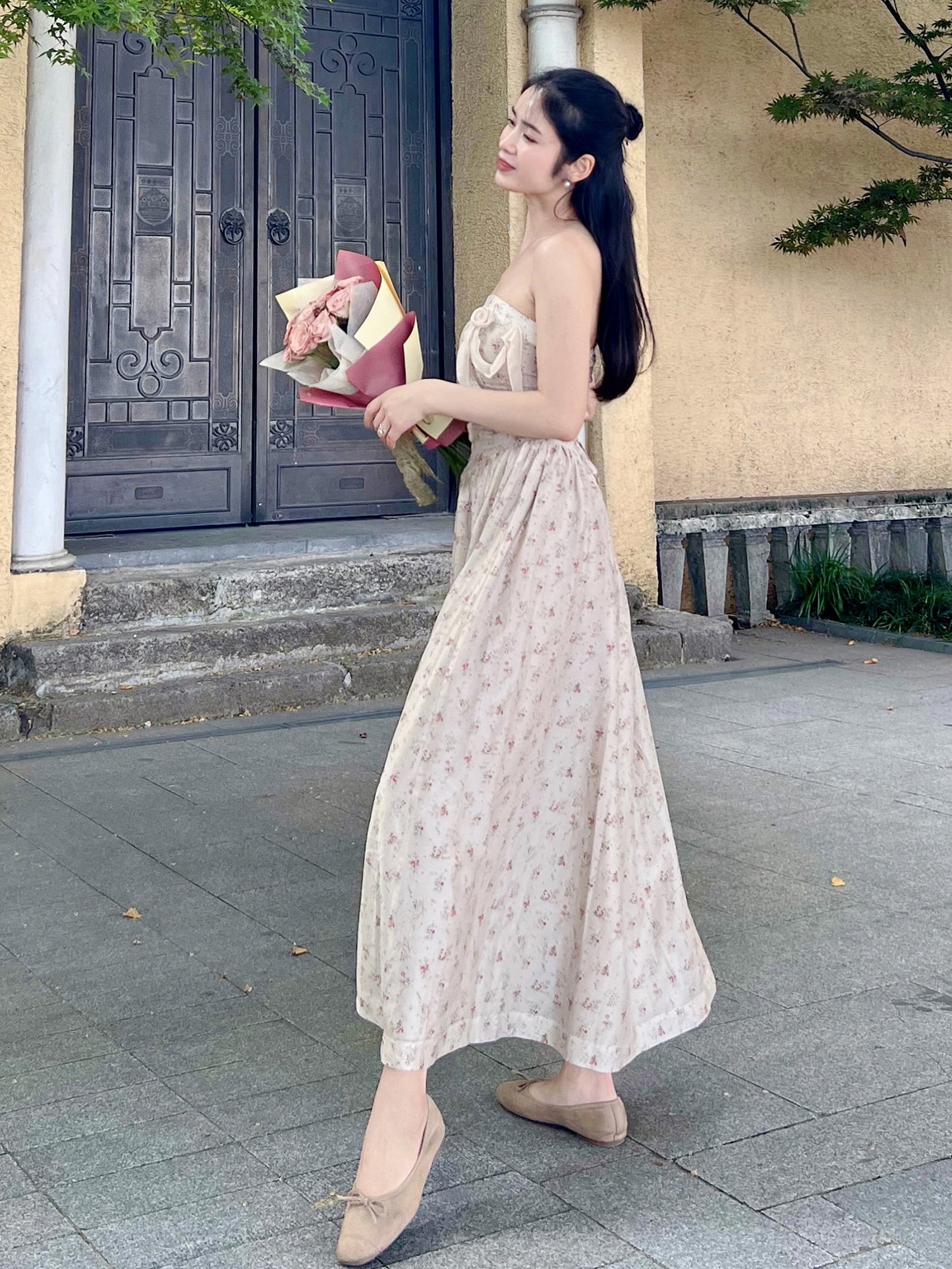Vintage Floral Rose Corset Gown