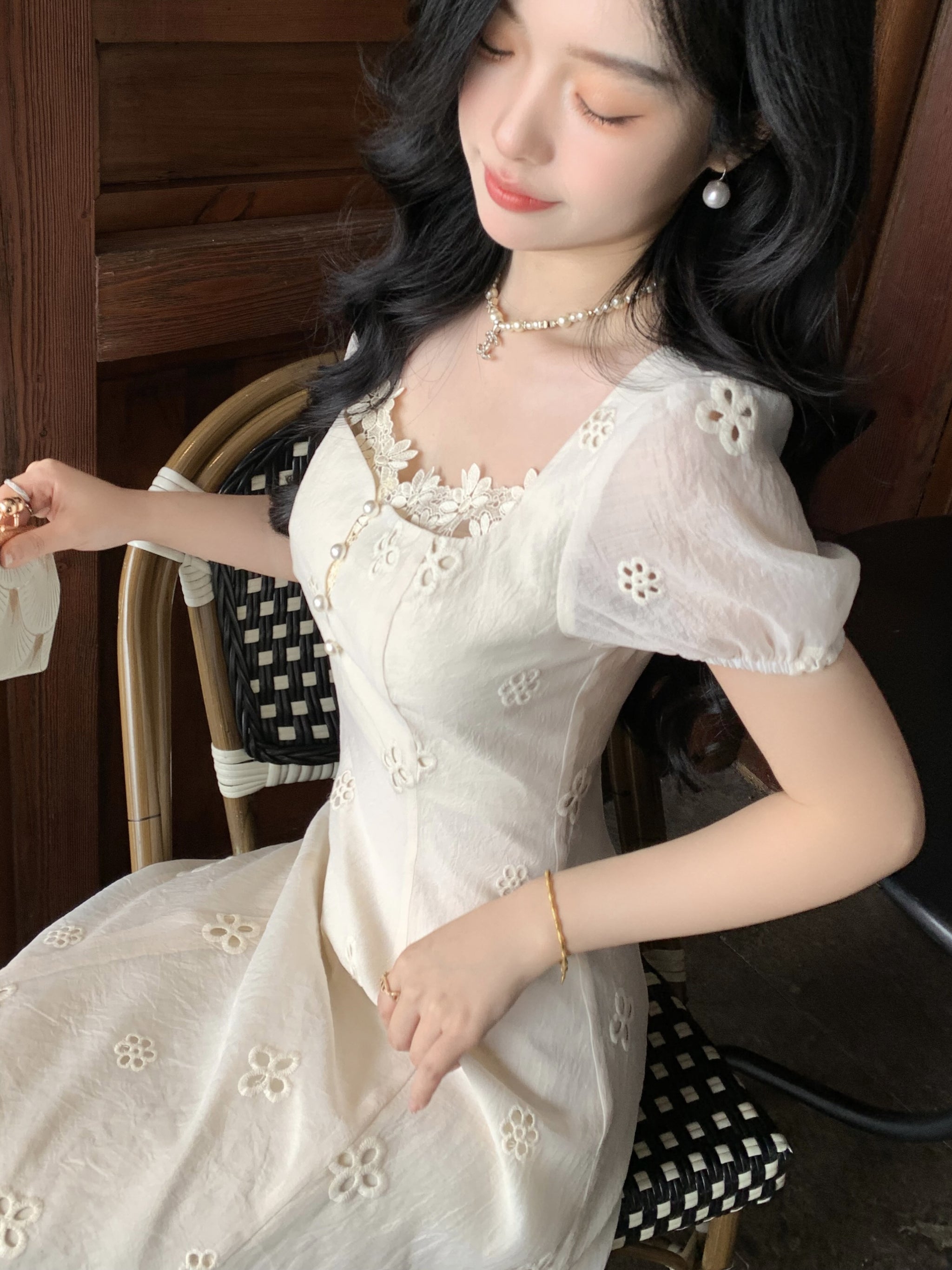 Elegant Daisy Lace White Dress Elegant Daisy Lace White Dress