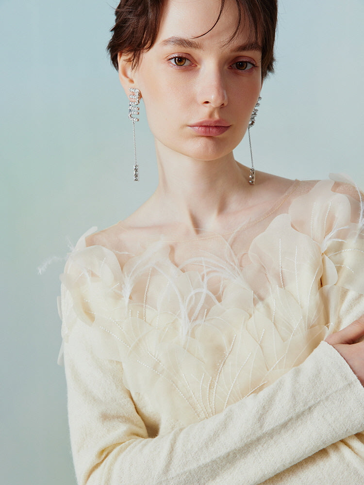 Elegant Floral Appliqué Knit Blouse