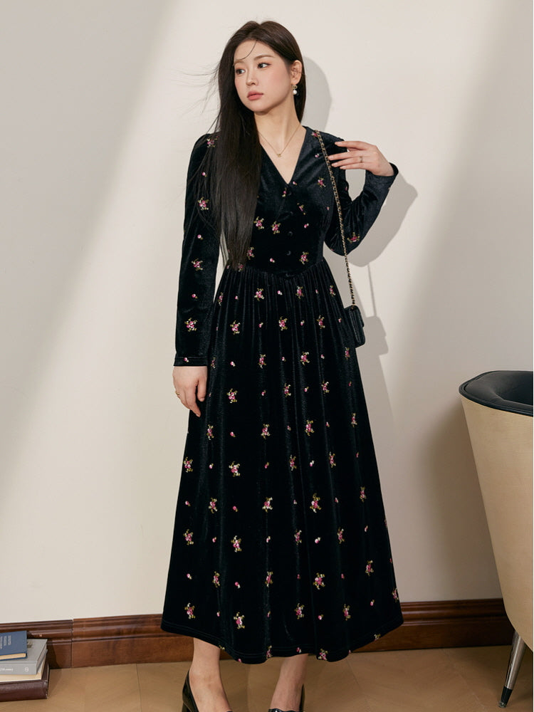 Vintage Velvet Floral Embroidered Dress