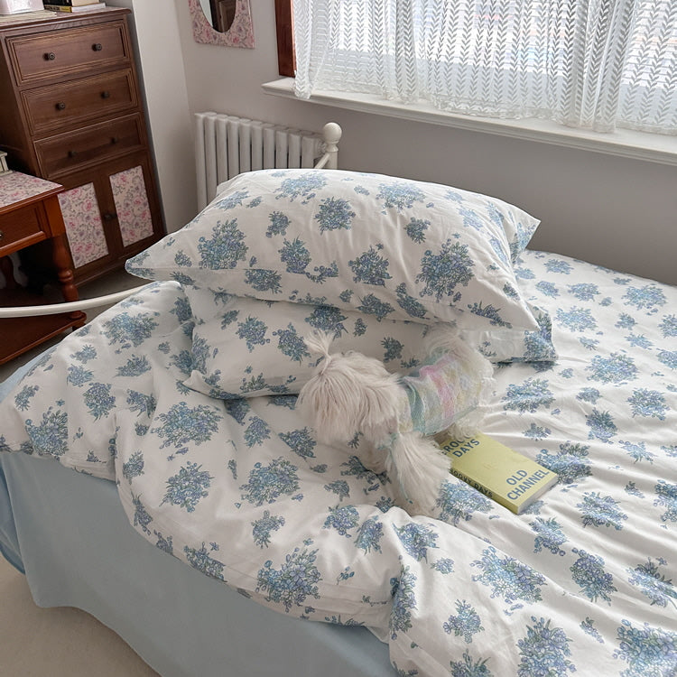 Blue Blossom Dream Bedding Set