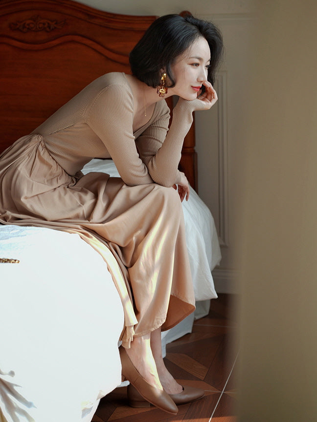 Vintage-Inspired Beige Knit and Chiffon Dress