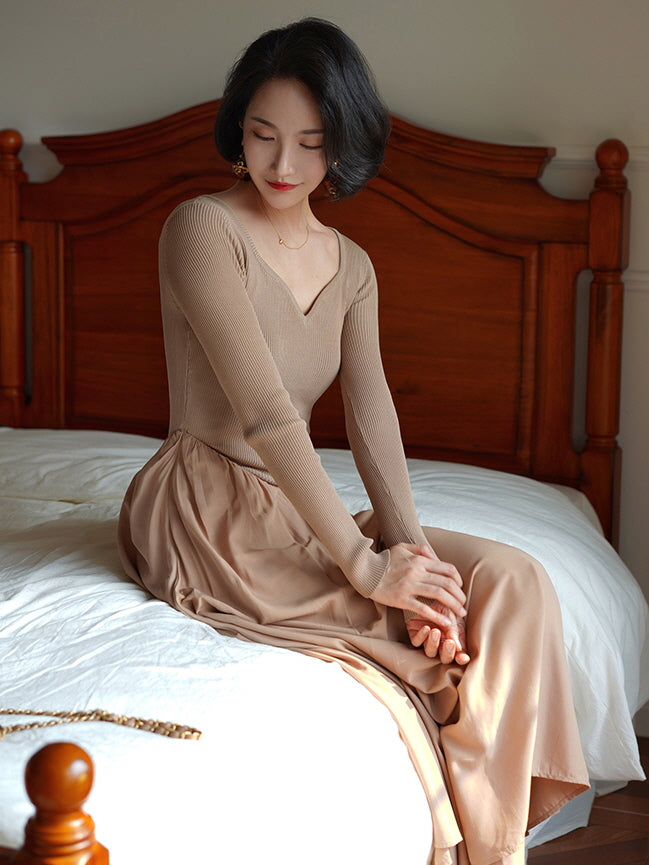 Vintage-Inspired Beige Knit and Chiffon Dress