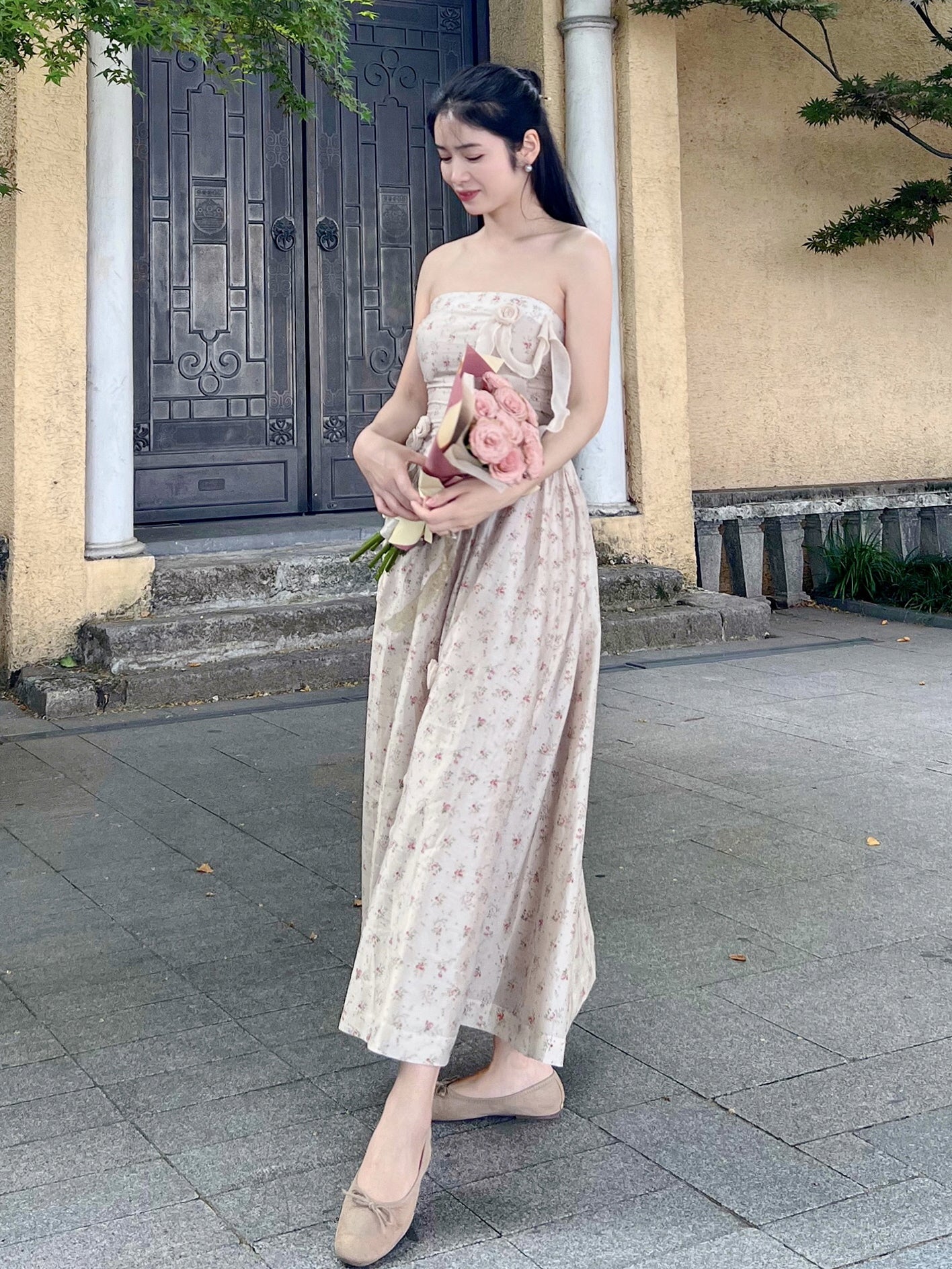 Vintage Floral Rose Corset Gown