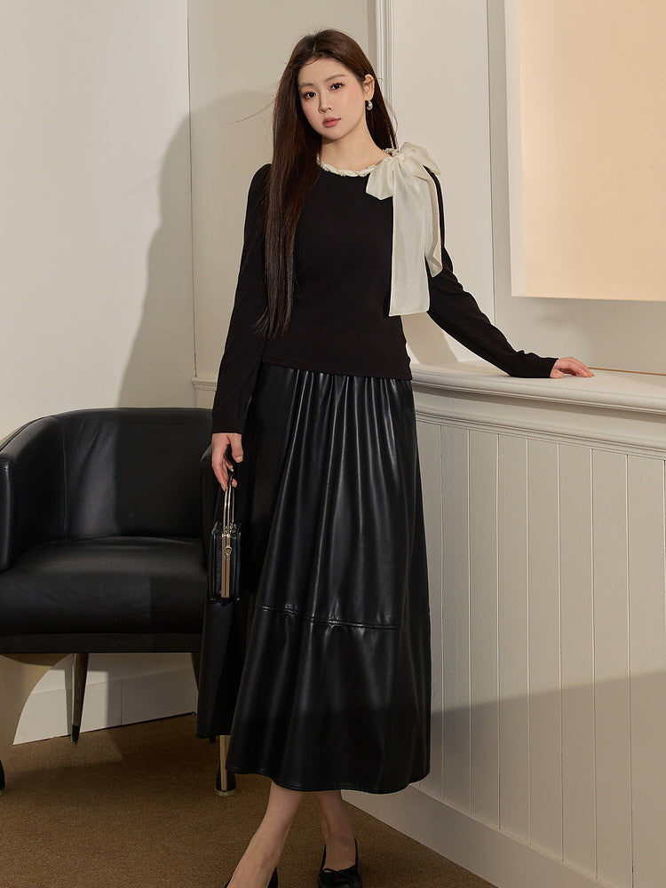 Elegant Pearl-Trimmed Bow Knit Top