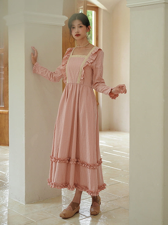 Lily's Romantic Retro Pink Dress