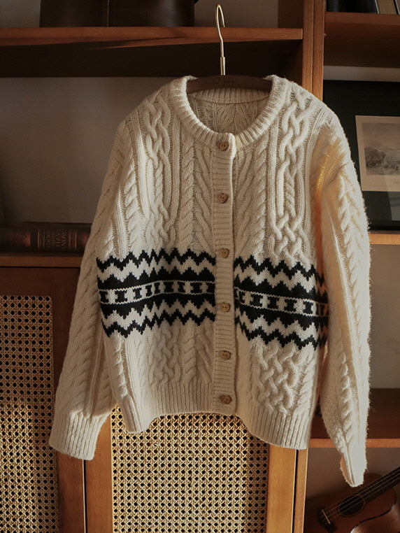 Geometric Pattern Vintage Cream Wool Cardigan