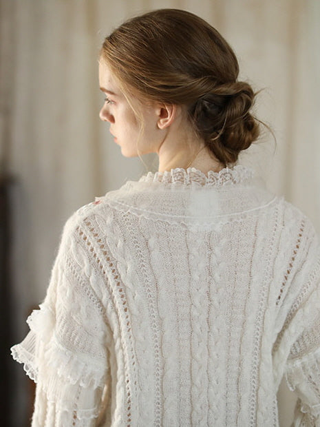 Romantic White Lace-Collared Blouse
