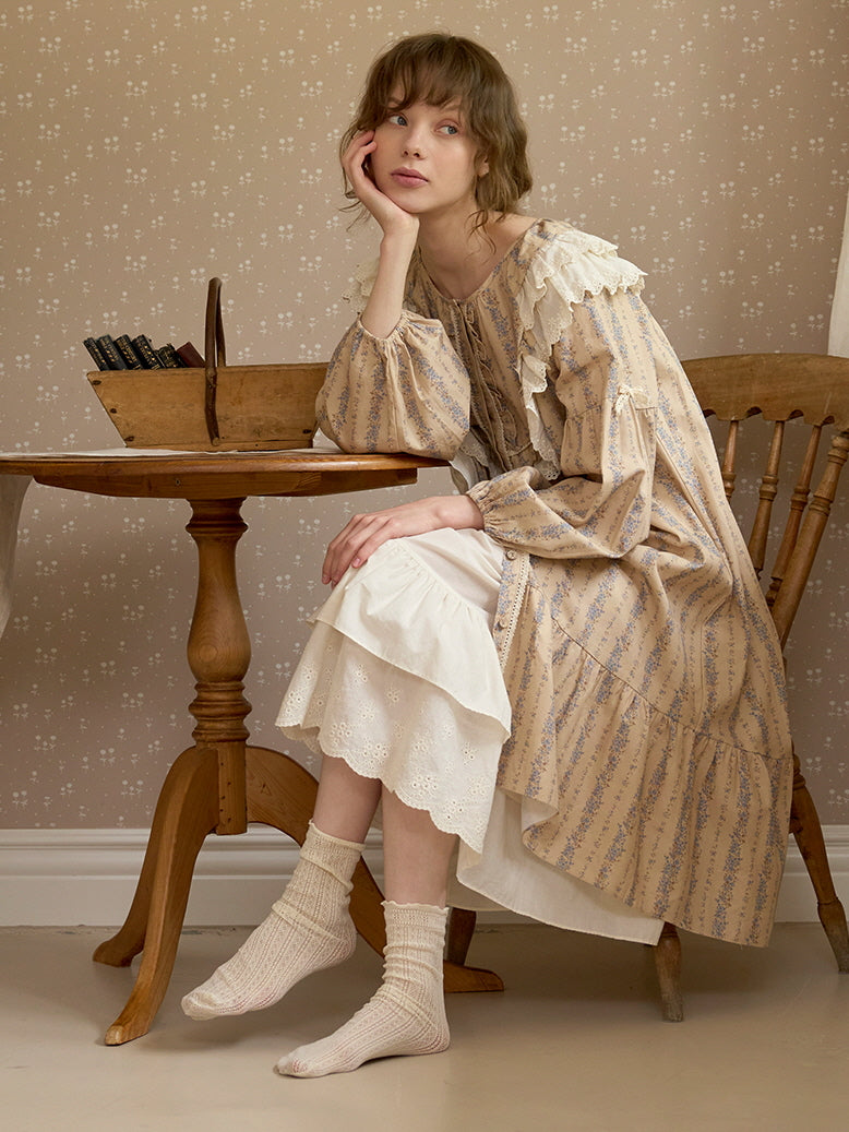 Vintage Lace-Trimmed Floral Nightgown