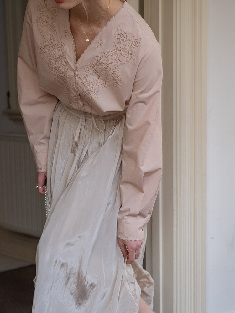 Scallop Embroidery Vintage Blouse