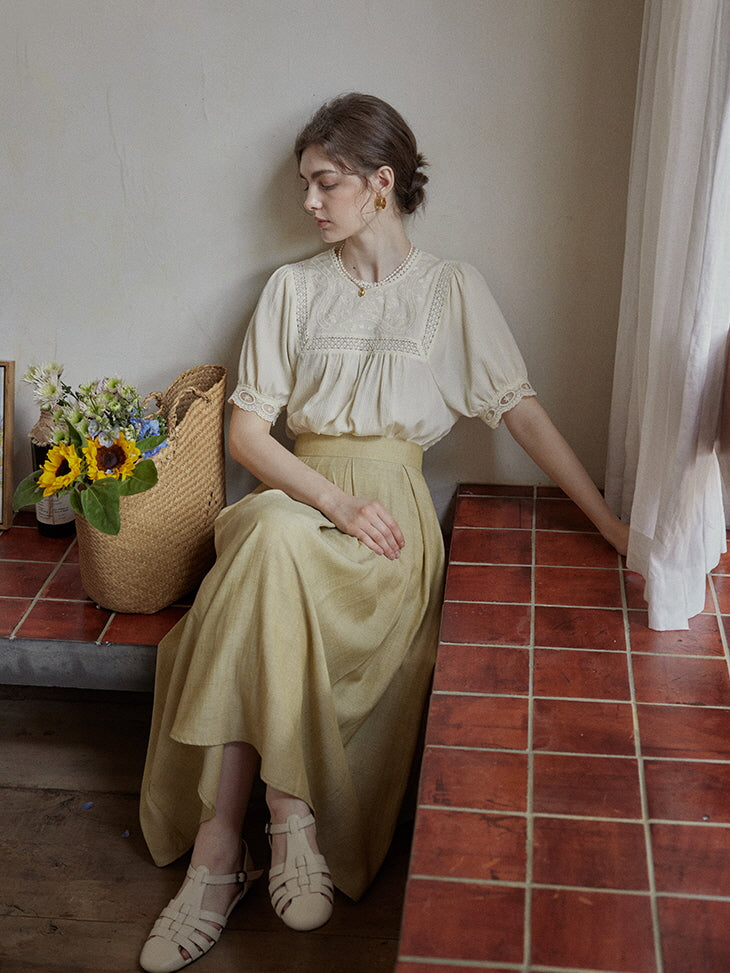 Delicate Floral Lace Trim Blouse