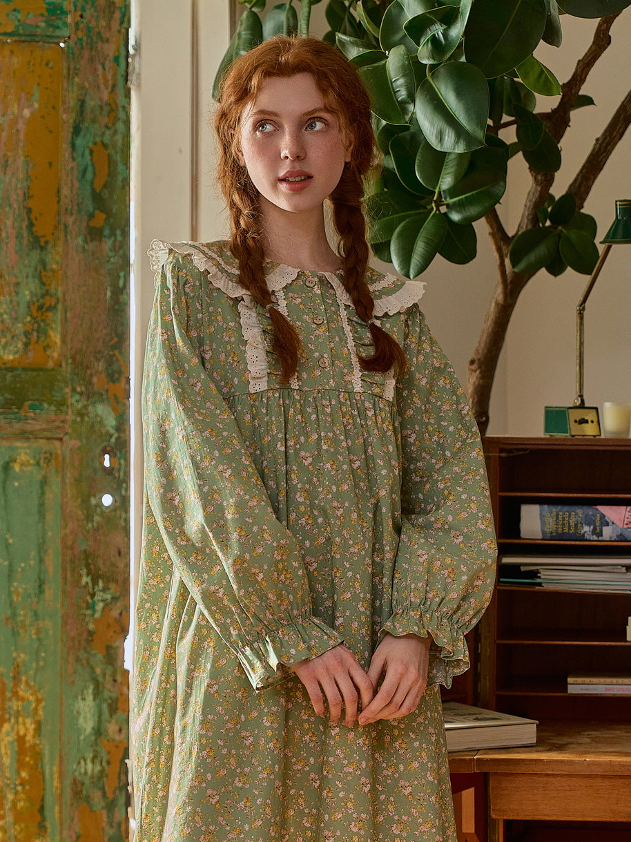 Vintage Floral Cottagecore Nightgown
