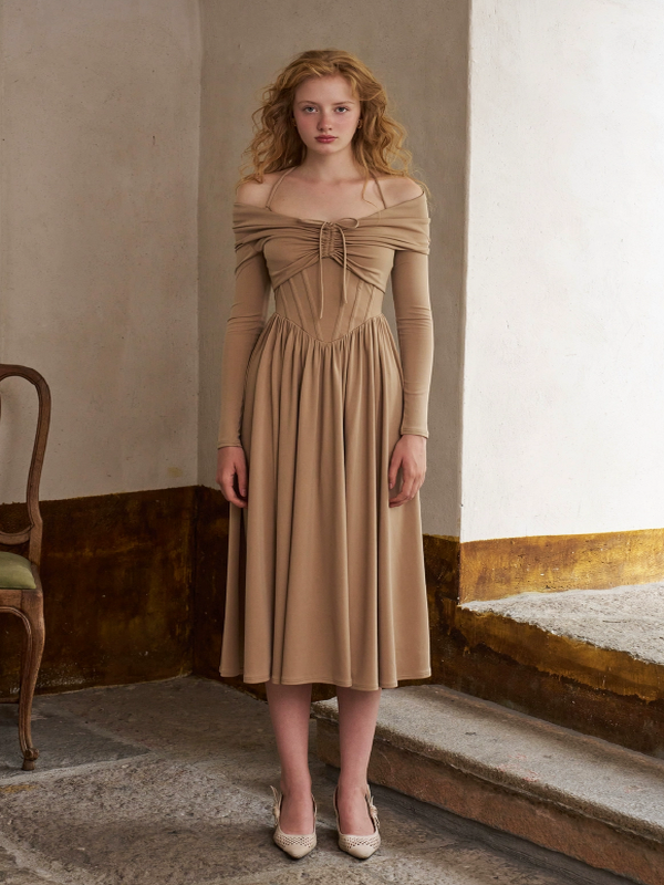 Glimpses of a Timeless Reverie Dress