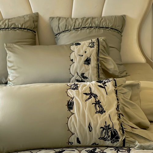 Enchanted Forest Rose Bedding Set