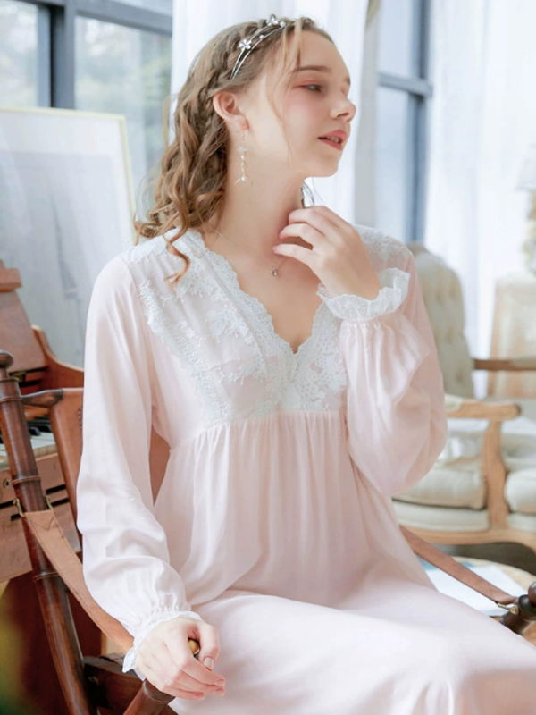 Pure White French Vintage Nightgown