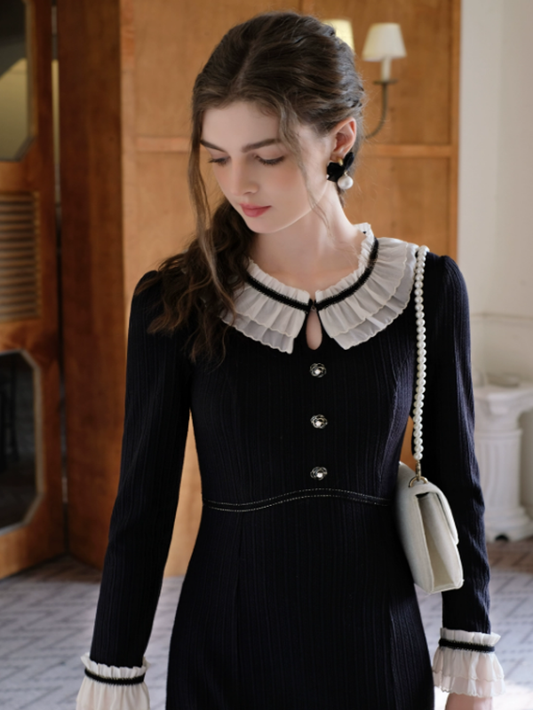 Elegant Frilled Noir Knit Dress