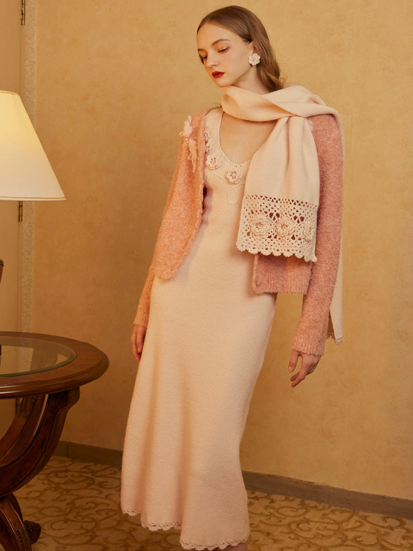 Elegant Blooming Lace Knit Dress