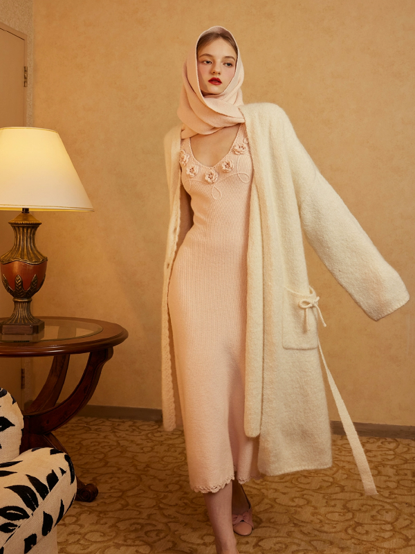 Elegant Blooming Lace Knit Dress