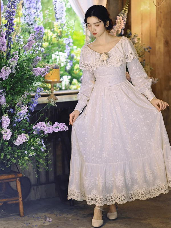 Ivory Garden Elegance Dress