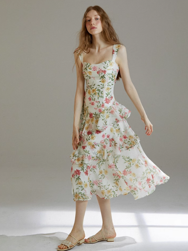 green emerald velvet dress Amazon.com: Elegant Princess Dress Women Vintage Lace-up Party Long Fairy  Dresses for Women 2022 Spring Victorian Wedding Midi Dress Korean (S,6)  White : Clothing, Shoes & Jewelry main image 0
