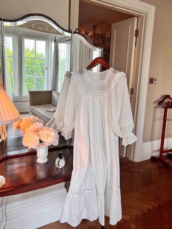 White Vintage Lace Long Nightgown Light Yellow / M