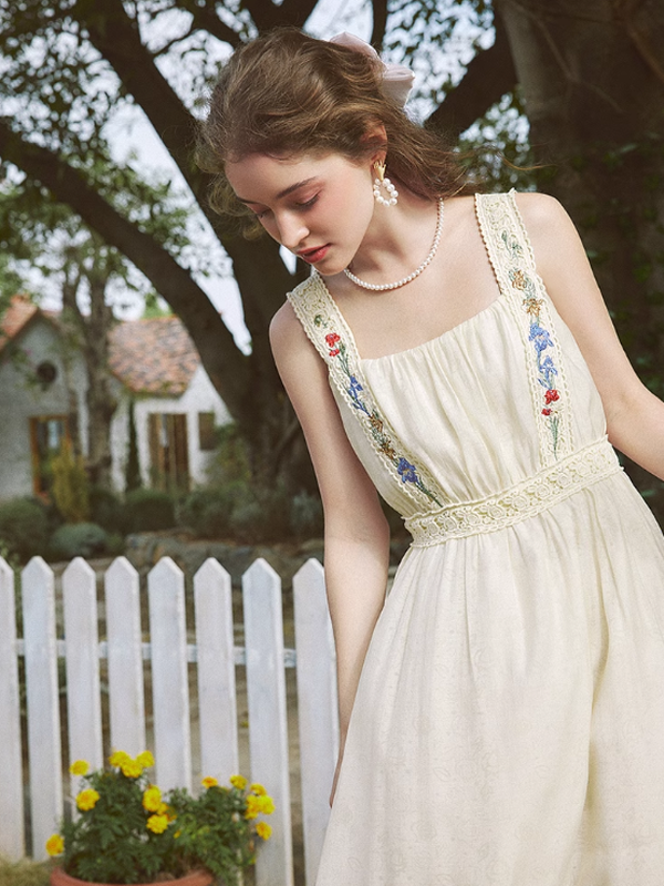 Early Summer Dream Dress