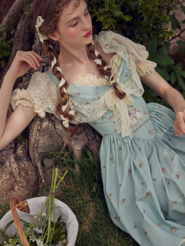 Alice's Garden Lace Dress