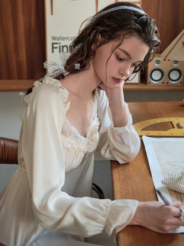 Vintage Ivory Lace Nightgown