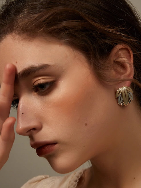 Vintage Leaf Stud Earrings