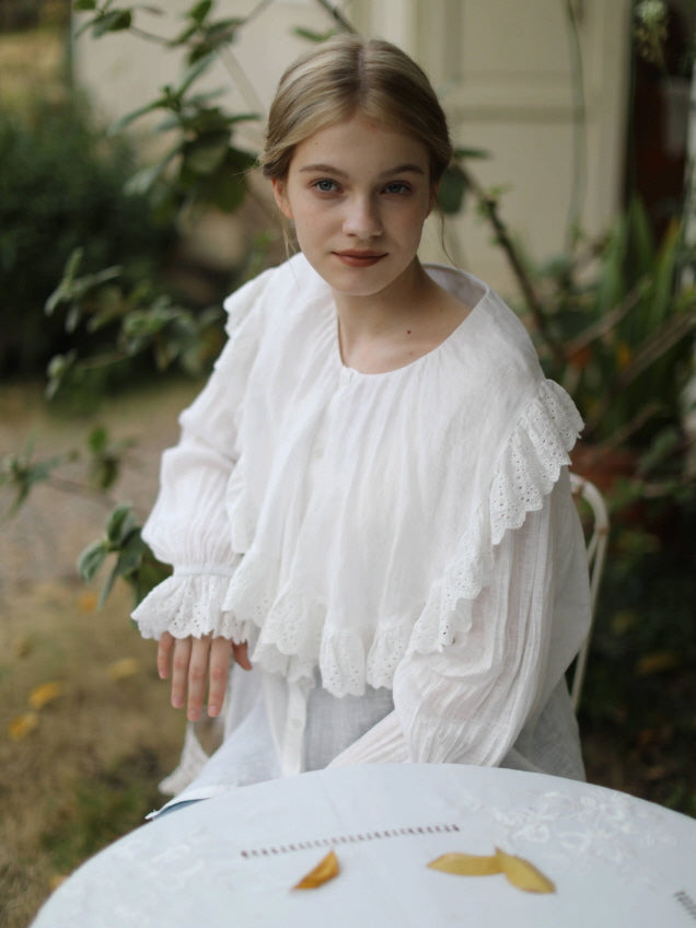 Romantic Broderie Ruffle Collar Blouse