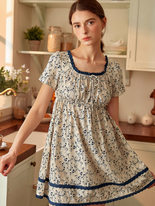 Vintage Floral Square Neck Nightdress