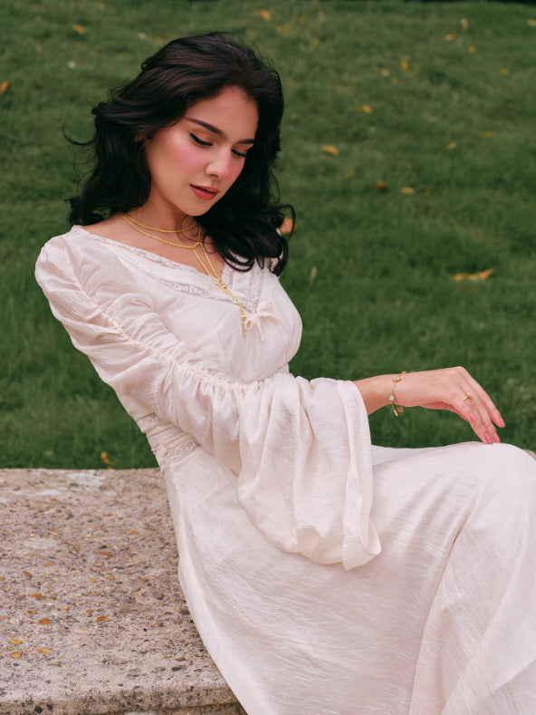 Romantic Ivory Long Sleeve Vintage Dress