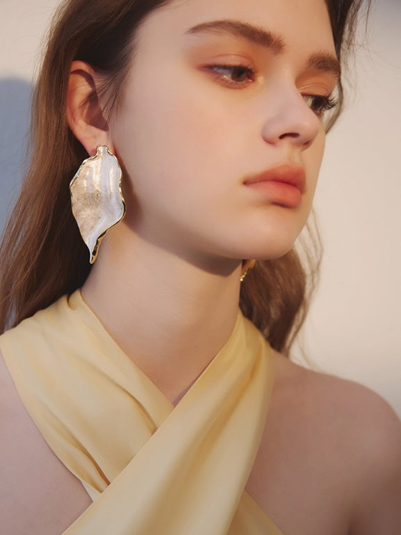 Romantic Vintage Seashell Statement Earrings