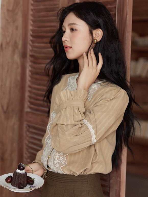 Vintage Beige Lace Panel Blouse