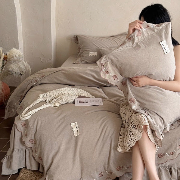 Mocha Rose Haven Bedding Set
