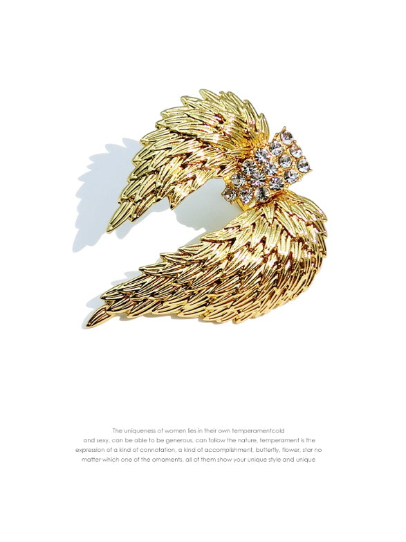 Golden Wing Statement Ring