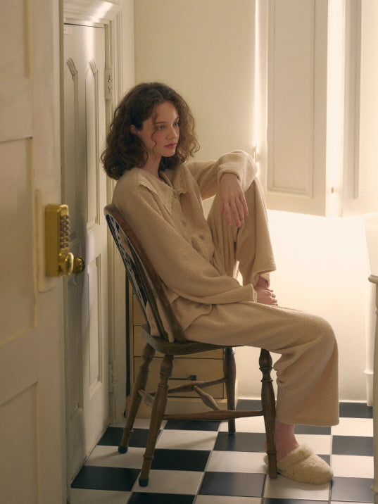 Cream Lace Collar Fleece Pajama