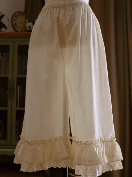 Anne’s Meadow Garden Nightgown