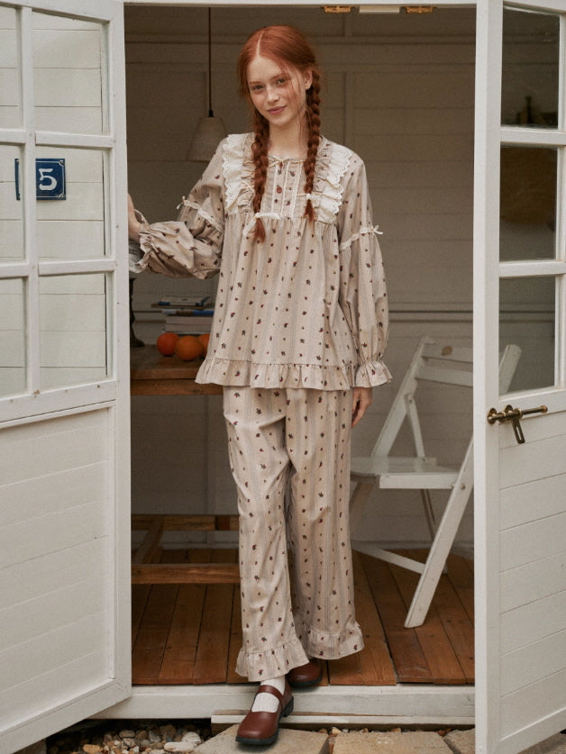 Rosebud Cottage Ruffle Loungewear Set