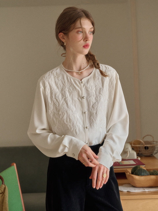 Soft Ivory Embroidered Vintage Blouse