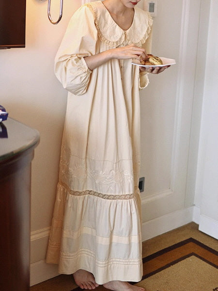 Cream Blossom Vintage Collar Long-Sleeve Nightgown