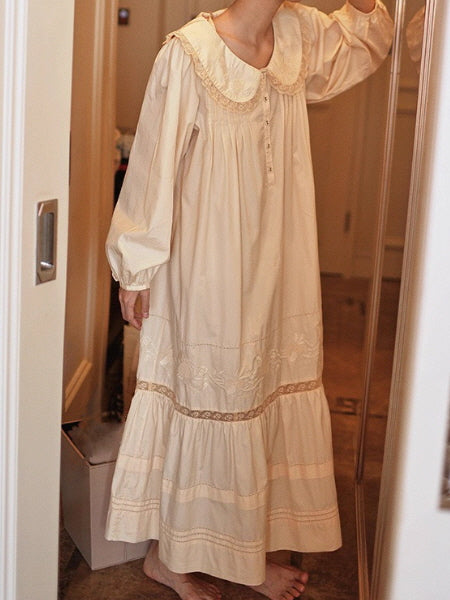 Cream Blossom Vintage Collar Long-Sleeve Nightgown