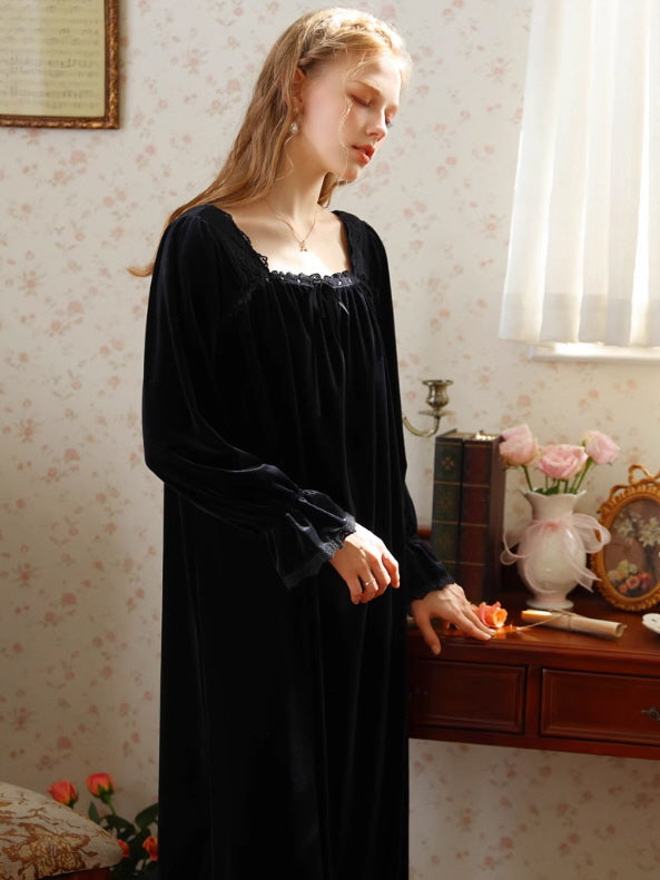 French Retro Velvet Princess Nightgown