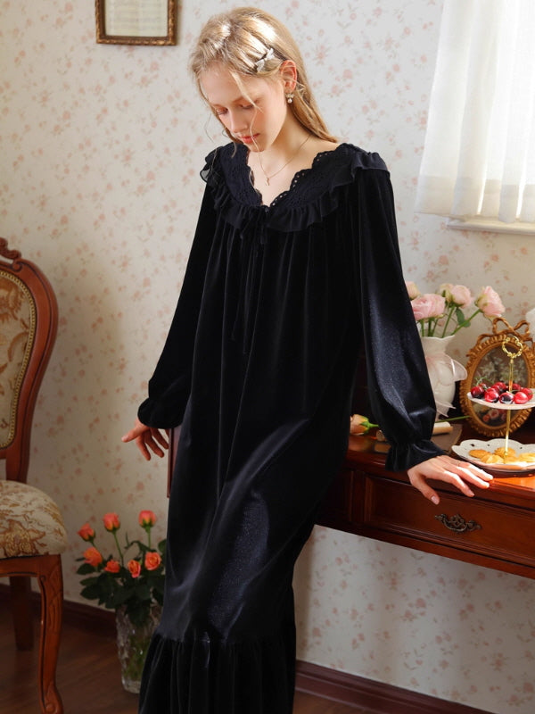 Retro Velvet Princess Nightgown