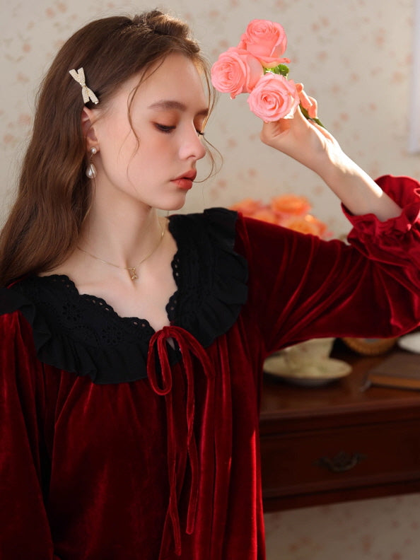 Retro Velvet Princess Nightgown
