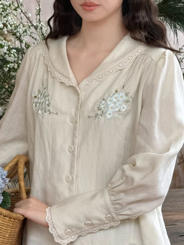 Meadow Letter Embroidery Blouse
